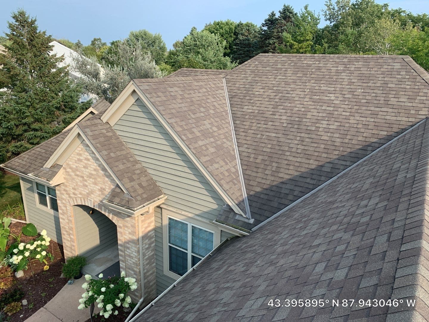 roofing company saukville wi