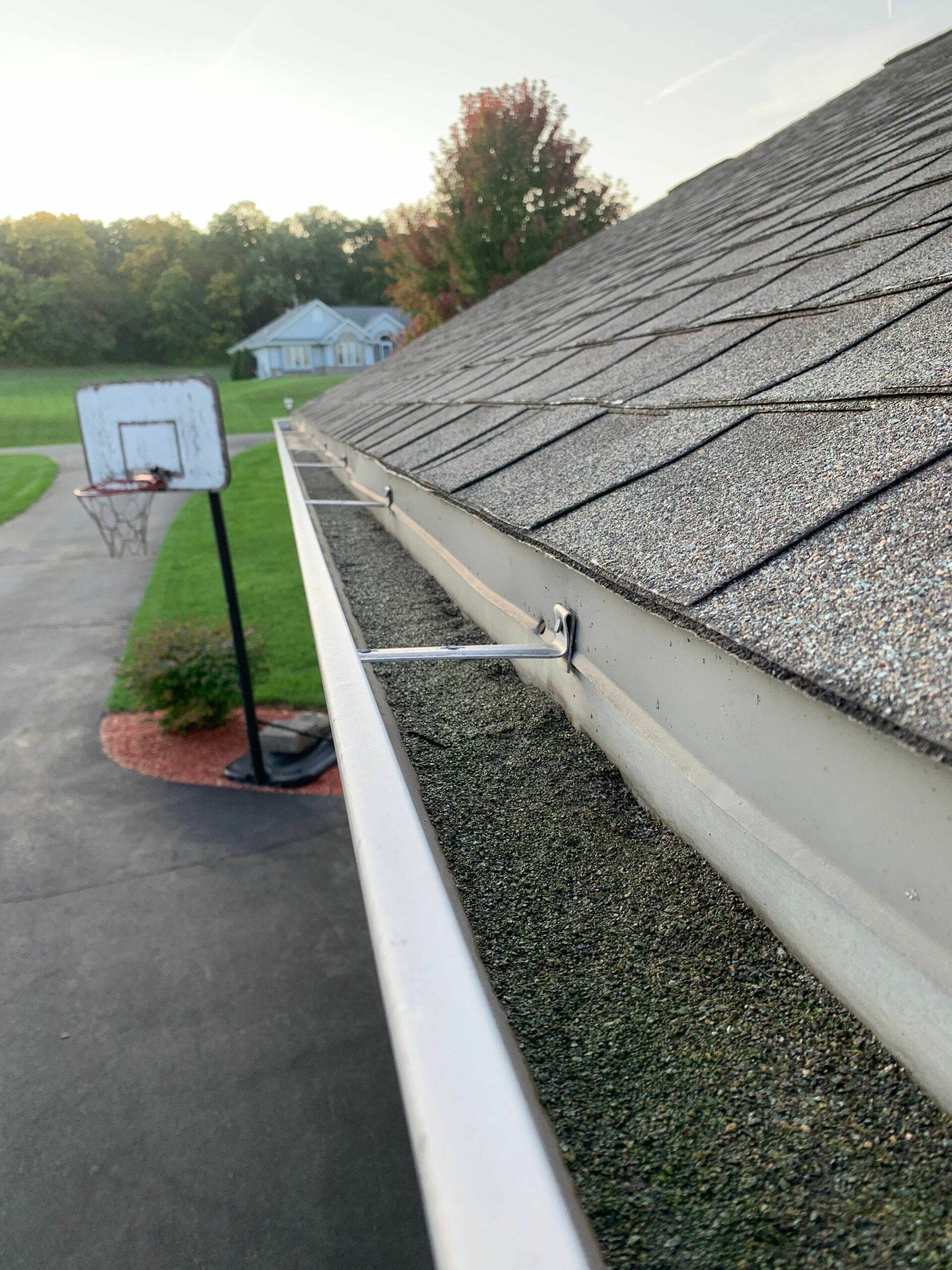 roofing gutters windsor wi